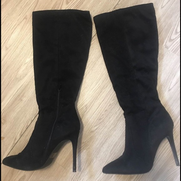 Fashion Nova Shoes - 🚨SALE = 5 for 20$🚨Fashion Nova Boots